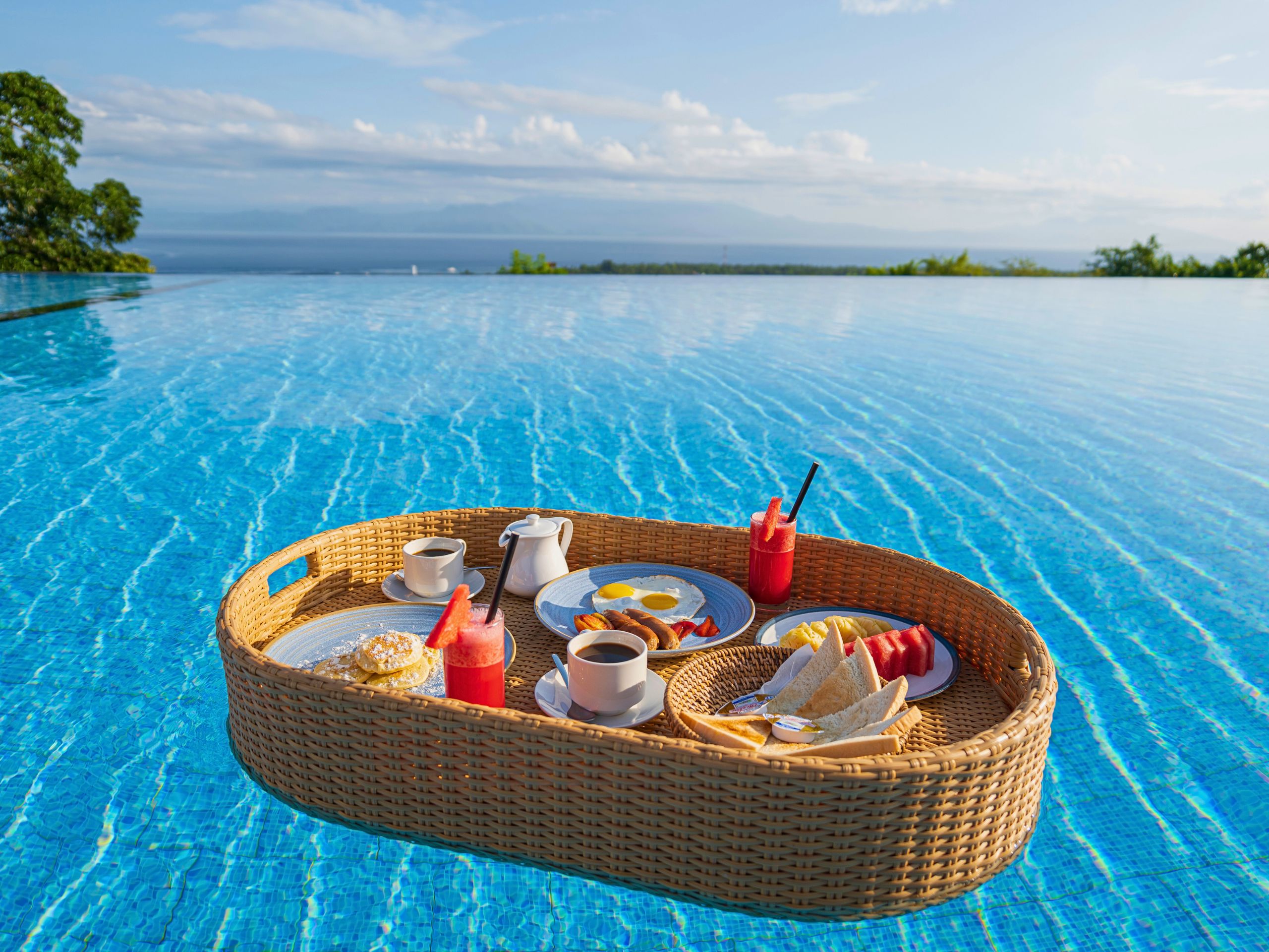Floating Breakfast